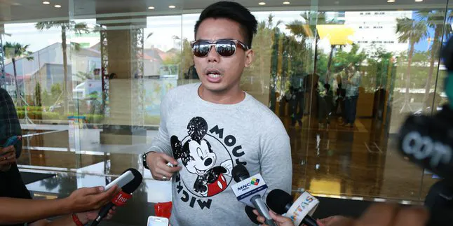 Ini Alasan Amarah Robby Abbas Kepada Chef Aiko di Instagram Ini Alasan Amarah Robby Abbas Kepada Chef Aiko di Instagram