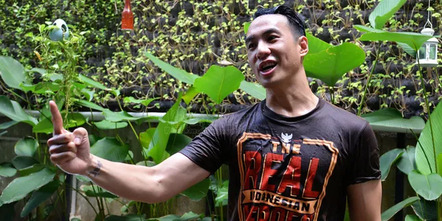 Ini Alasan Daniel Mananta Tantang Jokowi dan Prabowo Ini Alasan Daniel Mananta Tantang Jokowi dan Prabowo