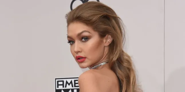 Ini Alasan Gigi Hadid Disebut Rasis & Dilarang Netizens ke China Untuk VSFS 2017