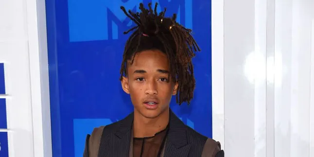 Ini Alasan Jaden Smith Bawa Potongan Rambut Gimbalnya di Met Gala Ini Alasan Jaden Smith Bawa Potongan Rambut Gimbalnya di Met Gala