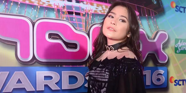 Ini Alasan Prilly Latuconsina Tak Mau Terima Endorse Lagi Ini Alasan Prilly Latuconsina Tak Mau Terima Endorse Lagi