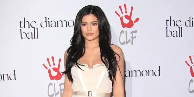 Ini Alasan Puma Sampai Rela Bayar Kylie Jenner Rp 12,9 Miliar
