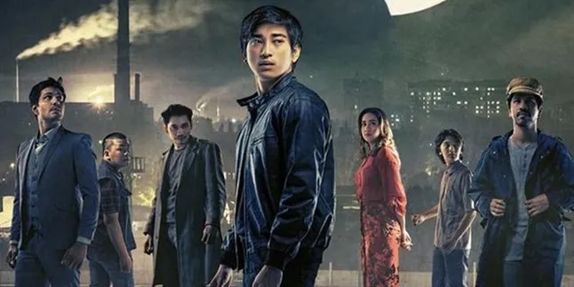 Ini Alasan 'REMBULAN TENGGELAM DI WAJAHMU' Dibagi Menjadi Dua Film