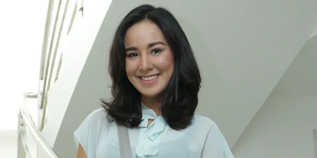 Ini Alasan Selena Alesandra Gelar Resepsi Setelah 4 Bulan Menikah Ini Alasan Selena Alesandra Gelar Resepsi Setelah 4 Bulan Menikah