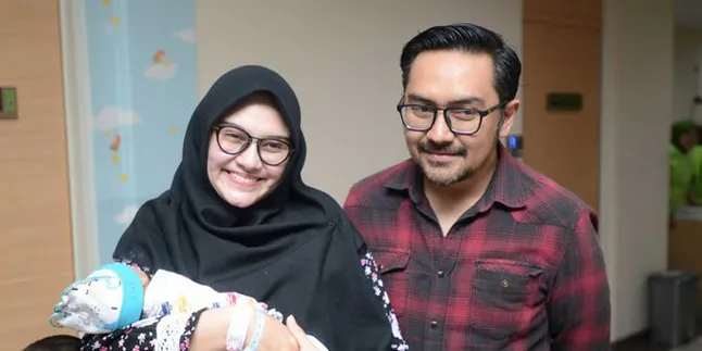 Ini Arti Nama Anak Kedua Zee Zee Shahab - Prabu Revolusi Ini Arti Nama Anak Kedua Zee Zee Shahab - Prabu Revolusi
