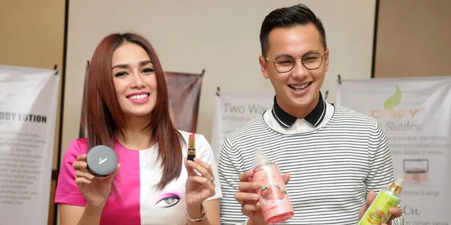 Ini Bisnis Baru Ussy Sulistiawaty dan Andhika Pratama