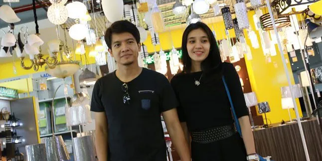 Ini Cara Dimas Seto & Dhini Aminarti Jaga Keharmonisan Pernikahan Ini Cara Dimas Seto & Dhini Aminarti Jaga Keharmonisan Pernikahan