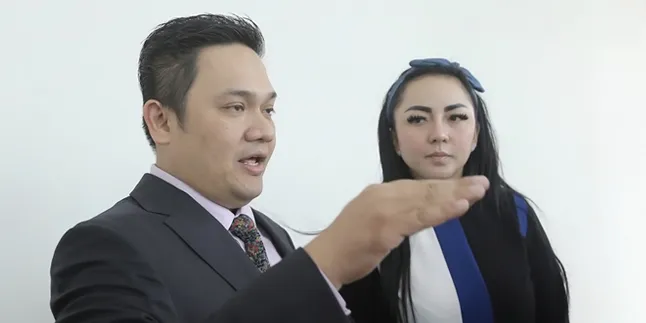 Ini Cara Farhat Abbas Ucapkan Belasungkawa Bagi Korban Hercules Ini Cara Farhat Abbas Ucapkan Belasungkawa Bagi Korban Hercules