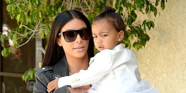 Ini Cara North West Bantu Sembuhkan Trauma Kim Kardashian