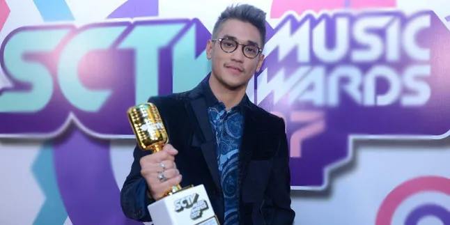 Ini Dia Alasan Afgan Ganti Gaya Rambut, Ada Yang Nggak Suka? Ini Dia Alasan Afgan Ganti Gaya Rambut, Ada Yang Nggak Suka?