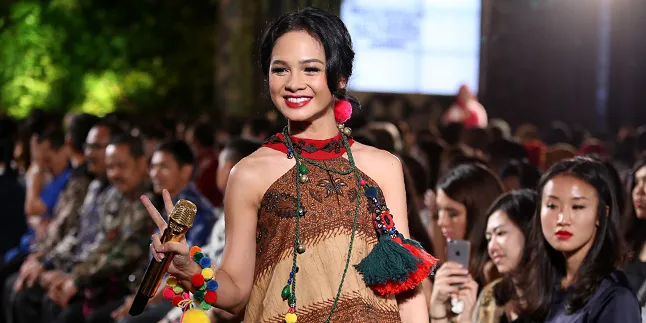 Ini Dia Motif Yang Mencerminkan Kepribadian Andien Ini Dia Motif Yang Mencerminkan Kepribadian Andien