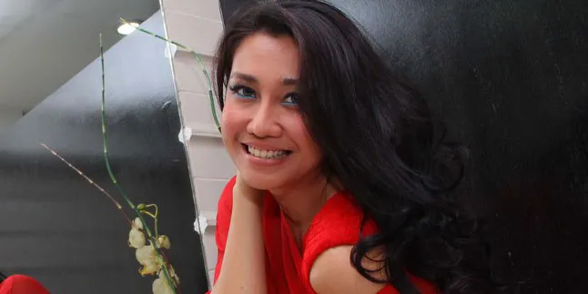 Ini Dia Resolusi 2014 Lia Emilia