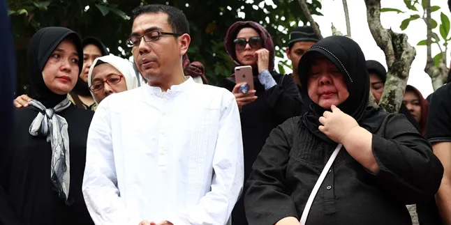 Ini Firasat Ibunda Tasya Sebelum H. Gatot Permadi Meninggal Dunia Ini Firasat Ibunda Tasya Sebelum H. Gatot Permadi Meninggal Dunia