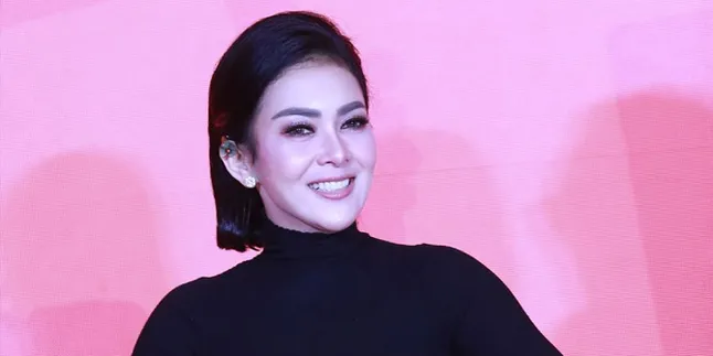 Ini Hobi Baru Syahrini Setelah Menikah dengan Reino Barack