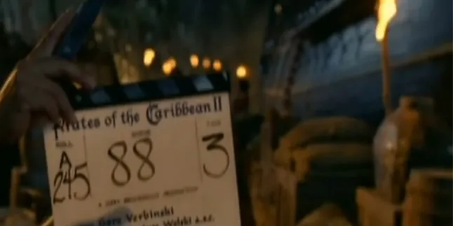 Ini Jadinya, Kalo Pemeran Pirates of Carribean Gak Serius