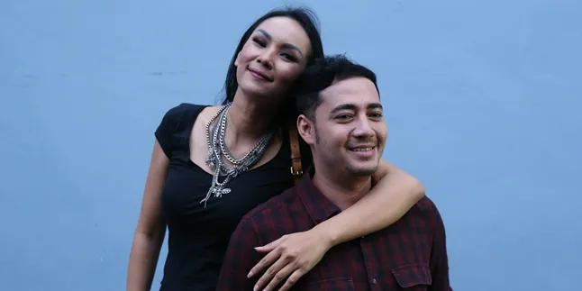 Ini Makna di Balik Mas Kawin Rp 5 Juta Dari Suami Kalina Oktarani Ini Makna di Balik Mas Kawin Rp 5 Juta Dari Suami Kalina Oktarani