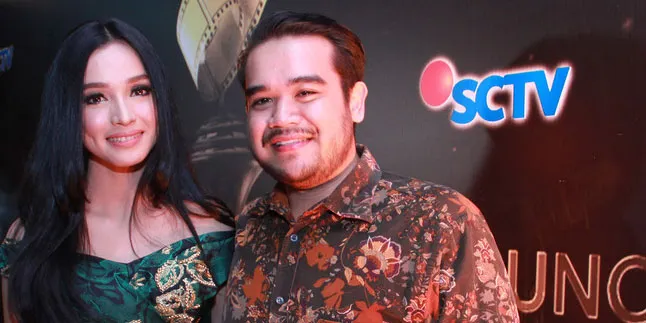 Ini Persiapan Pernikahan Tya Arifin dan Anak Tiri Siti Nurhaliza Ini Persiapan Pernikahan Tya Arifin dan Anak Tiri Siti Nurhaliza