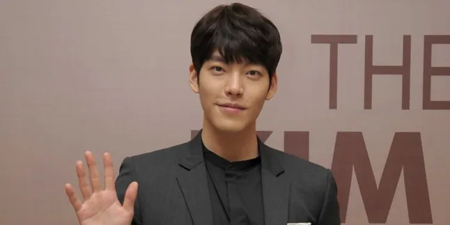 Ini Pesan Kim Woo Bin Buat Kalian Yang Dibilang Tak Fashionable Ini Pesan Kim Woo Bin Buat Kalian Yang Dibilang Tak Fashionable