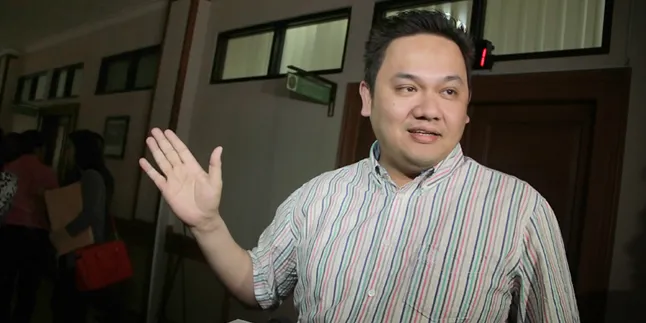 Ini Teori Farhat Abbas Tentang Membunuh Atau Dibunuh