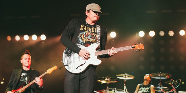 Ini Yang Bikin Tom DeLonge Berhenti Mendengarkan Musik Punk Rock