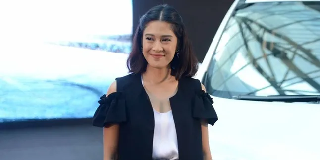 Ini Yang Diperhatikan Dian Sastro Saat Mau Beli Mobil