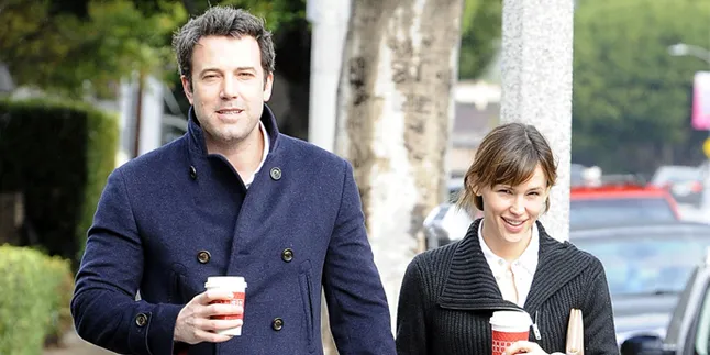 Inikah Bukti Jika Ben Affleck - Jennifer Garner Mantap Bercerai?