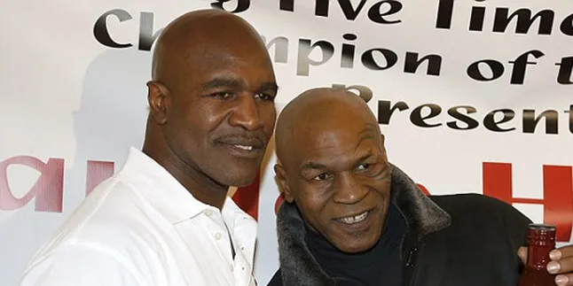 Inilah Akhir Perseteruan Mike Tyson - Evander Holyfield