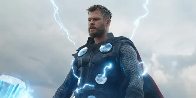 Inilah Alasan Mengapa Penampilan Thor Berubah Drastis di 'AVENGERS: ENDGAME' Inilah Alasan Mengapa Penampilan Thor Berubah Drastis di 'AVENGERS: ENDGAME'