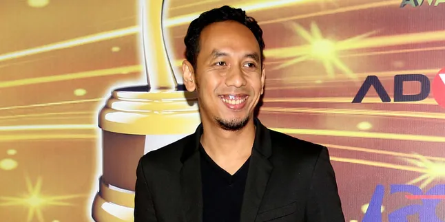 Inilah Cara Jitu Pongki Barata Obati Kerinduan Pada Sang Ayah Inilah Cara Jitu Pongki Barata Obati Kerinduan Pada Sang Ayah