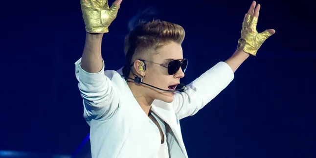 Inilah Detil 'Malam Panas' Justin Bieber dan Model Brazil