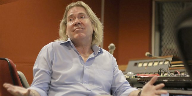 Inilah GoGoJiLL di Mata Produser Ternama, Steve Lillywhite