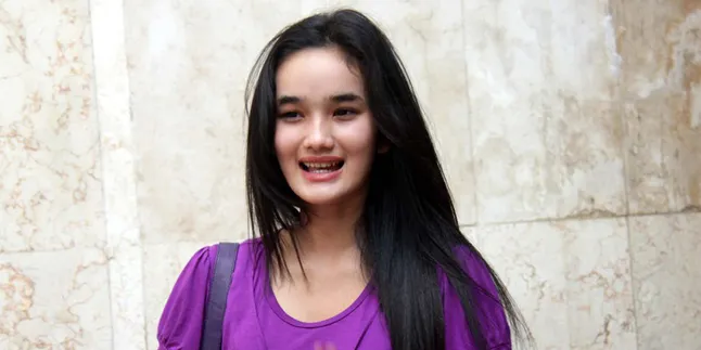 Inilah Kronologi Hilangnya HP Faby Marcelia Inilah Kronologi Hilangnya HP Faby Marcelia