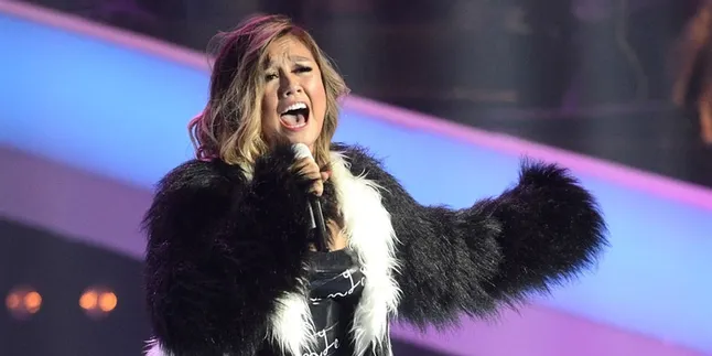 Rahasia di Balik Agnez Mo Jadi TTWW Saat Nyanyi Lagu 'Flyin High'