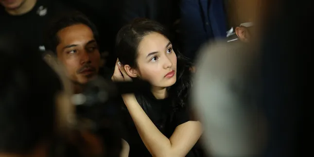 Inilah Usaha 'Berdarah-Darah' Chelsea Islan Demi 'DI BALIK 98' Inilah Usaha 'Berdarah-Darah' Chelsea Islan Demi 'DI BALIK 98'