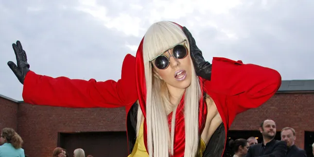 Inilah Wajah Asli Lady Gaga Tanpa Makeup, Tetep Cantik Kan? Inilah Wajah Asli Lady Gaga Tanpa Makeup, Tetep Cantik Kan?