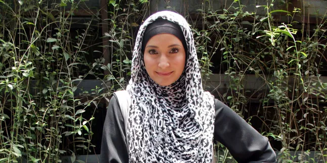 Inneke Koesherawati Takjub Atas Perkembangan Mode Hijab