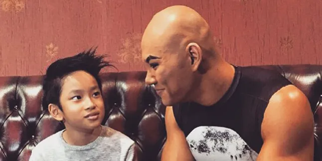Inspiratif! Video Azka Corbuzier Bikin Heboh Media Massa Dunia Inspiratif! Video Azka Corbuzier Bikin Heboh Media Massa Dunia