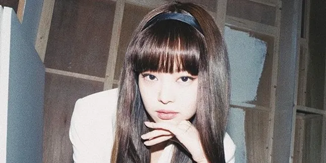 Instagram Raih 20 Juta Followers, Jennie BLACKPINK Pamer Foto Rambut Berponi