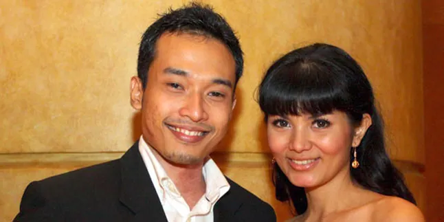 Intan RJ Bulan Madu Sekaligus Umrah