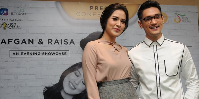 'Intimate Showcase' Raisa - Afgan Untuk Penggemar Karaoke Digital