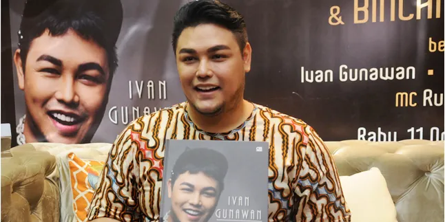 Intip Tren Fashion 2016 Ala Desainer Ivan Gunawan