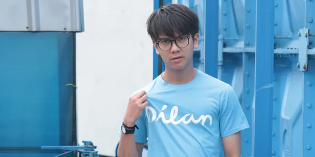 Iqbaal Ramadhan Bawa Pulang Penghargaan dari IFFA Macau 2018 Iqbaal Ramadhan Bawa Pulang Penghargaan dari IFFA Macau 2018