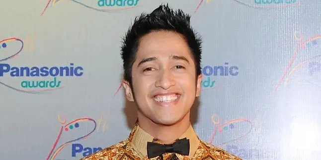 Irfan Hakim Tak Pernah Bosan Bicarakan Orang Lain