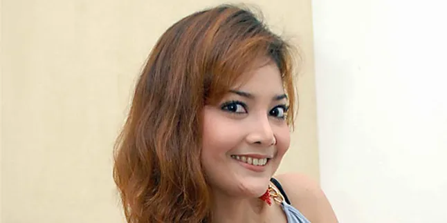 Irma Dharwangsa - Dwi Andhika Tunggu Restu Orang Tua