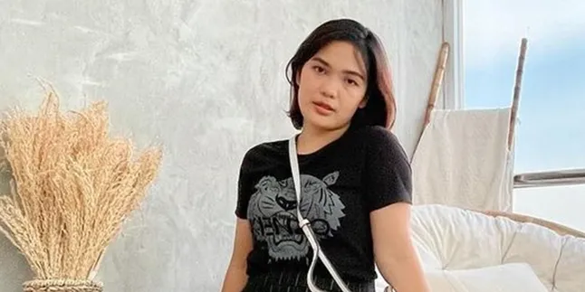 Irma Purba Istri Boris Bokir Tiba-Tiba Curhat di Medsos: Sudah Capek Sama Dianya, Kalau Mau Pergi Silahkan Irma Purba Istri Boris Bokir Tiba-Tiba Curhat di Medsos: Sudah Capek Sama Dianya, Kalau Mau Pergi Silahkan