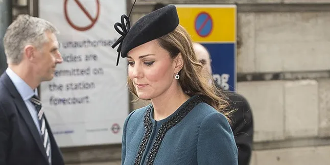 Istana Umumkan Nama Resmi Bayi Kate Middleton Istana Umumkan Nama Resmi Bayi Kate Middleton