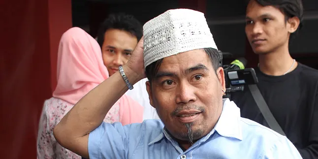 Istri Anggap Ajakan Tes DNA Hanya Lawakan Bopak Castello Istri Anggap Ajakan Tes DNA Hanya Lawakan Bopak Castello