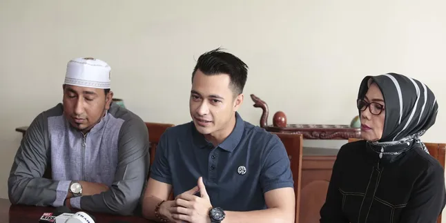 Istri Eza Gionino Bikin Terharu Dengan Unggahannya di Instagram Istri Eza Gionino Bikin Terharu Dengan Unggahannya di Instagram