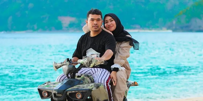 Istri Putra Siregar Akui Anak-Anaknya Sakit Karena Kangen Sosok Sang Ayah Istri Putra Siregar Akui Anak-Anaknya Sakit Karena Kangen Sosok Sang Ayah