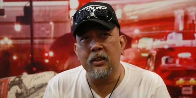 Istri Sakit Kanker Paru-Paru, Indro Warkop Pilih Berobat di Indonesia Istri Sakit Kanker Paru-Paru, Indro Warkop Pilih Berobat di Indonesia